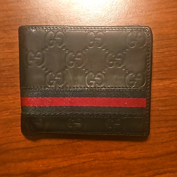 COPY - Gucci Men's Wallet in EUC - Picture 1 of 8